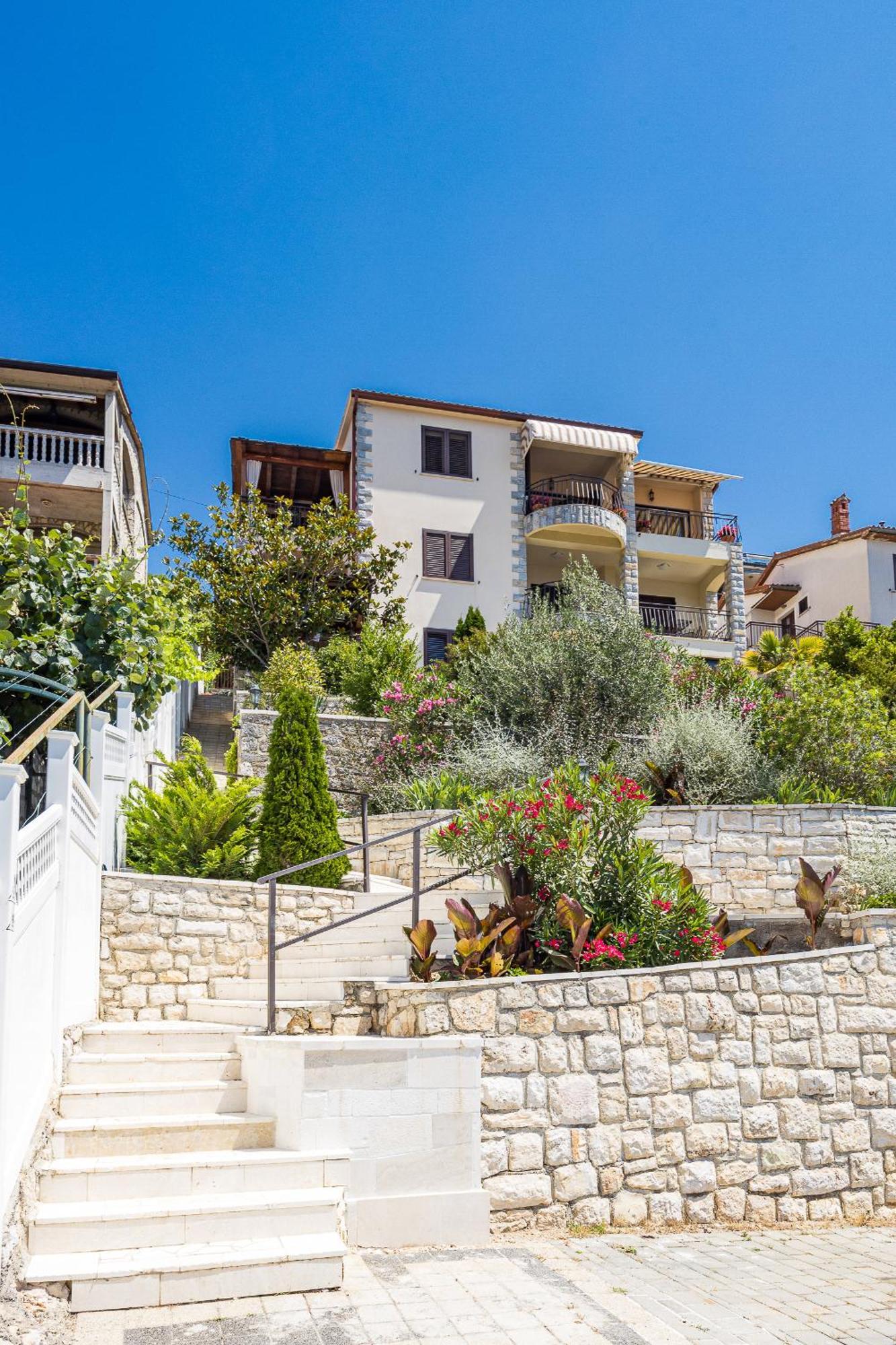 Ladym Rabac Exterior foto
