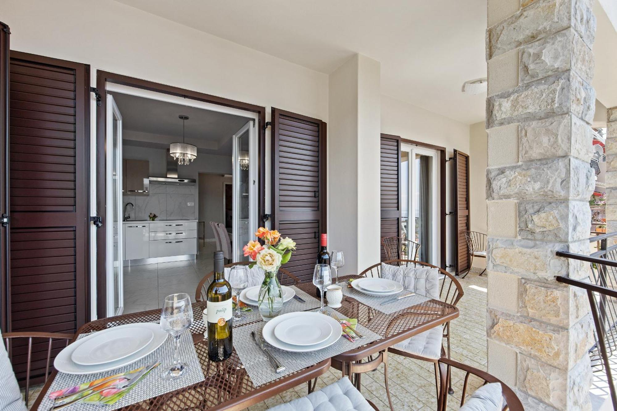 Ladym Rabac Exterior foto